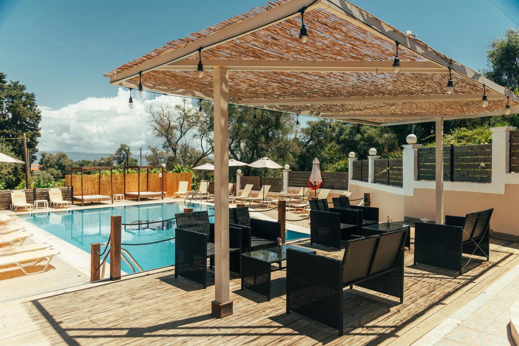 Aparthotel Kalypso Studio Resorts 2*